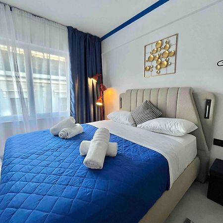 Voulis 45 Plaka Suite By Zeussuites Афины Экстерьер фото