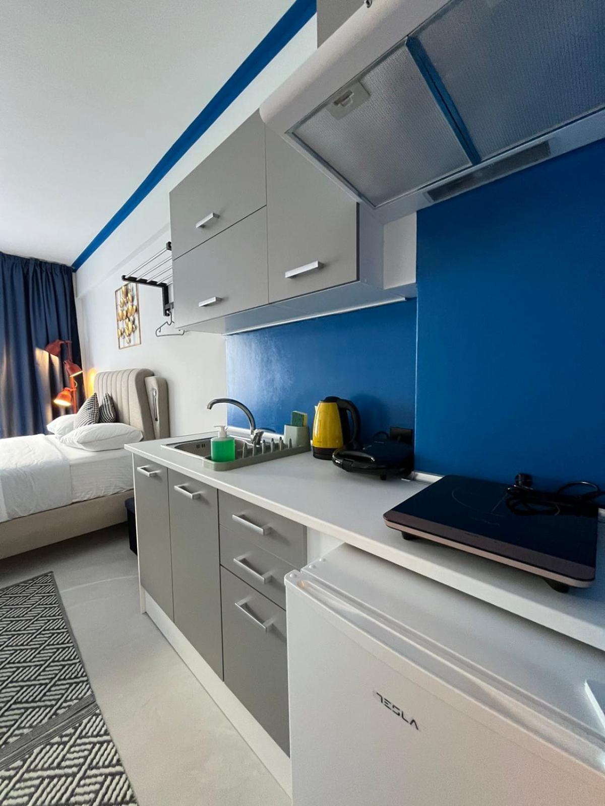 Voulis 45 Plaka Suite By Zeussuites Афины Экстерьер фото
